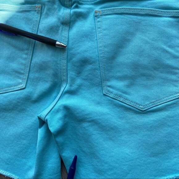 Madewell Raw Hem Denim Blue Shorts - Picture 16 of 16